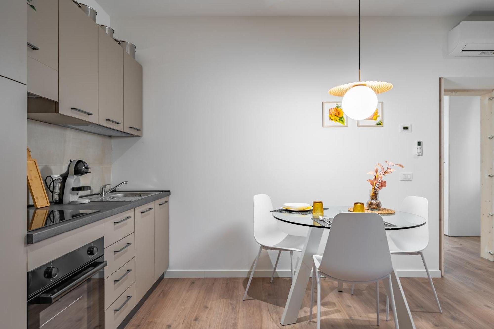 Apartament Cascina Conicchio - Metro Station - By Host4U Brescia Zewnętrze zdjęcie