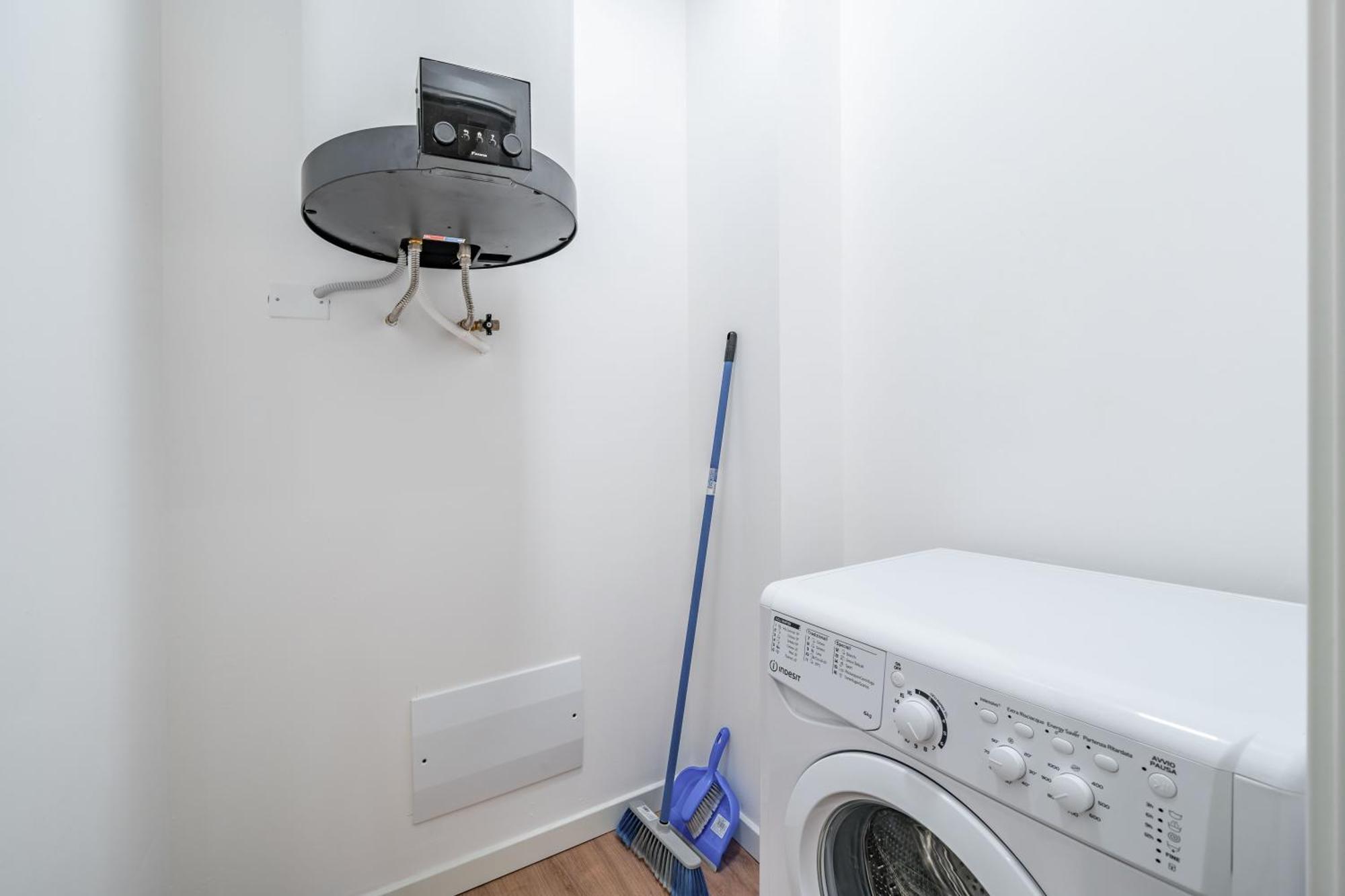 Apartament Cascina Conicchio - Metro Station - By Host4U Brescia Zewnętrze zdjęcie