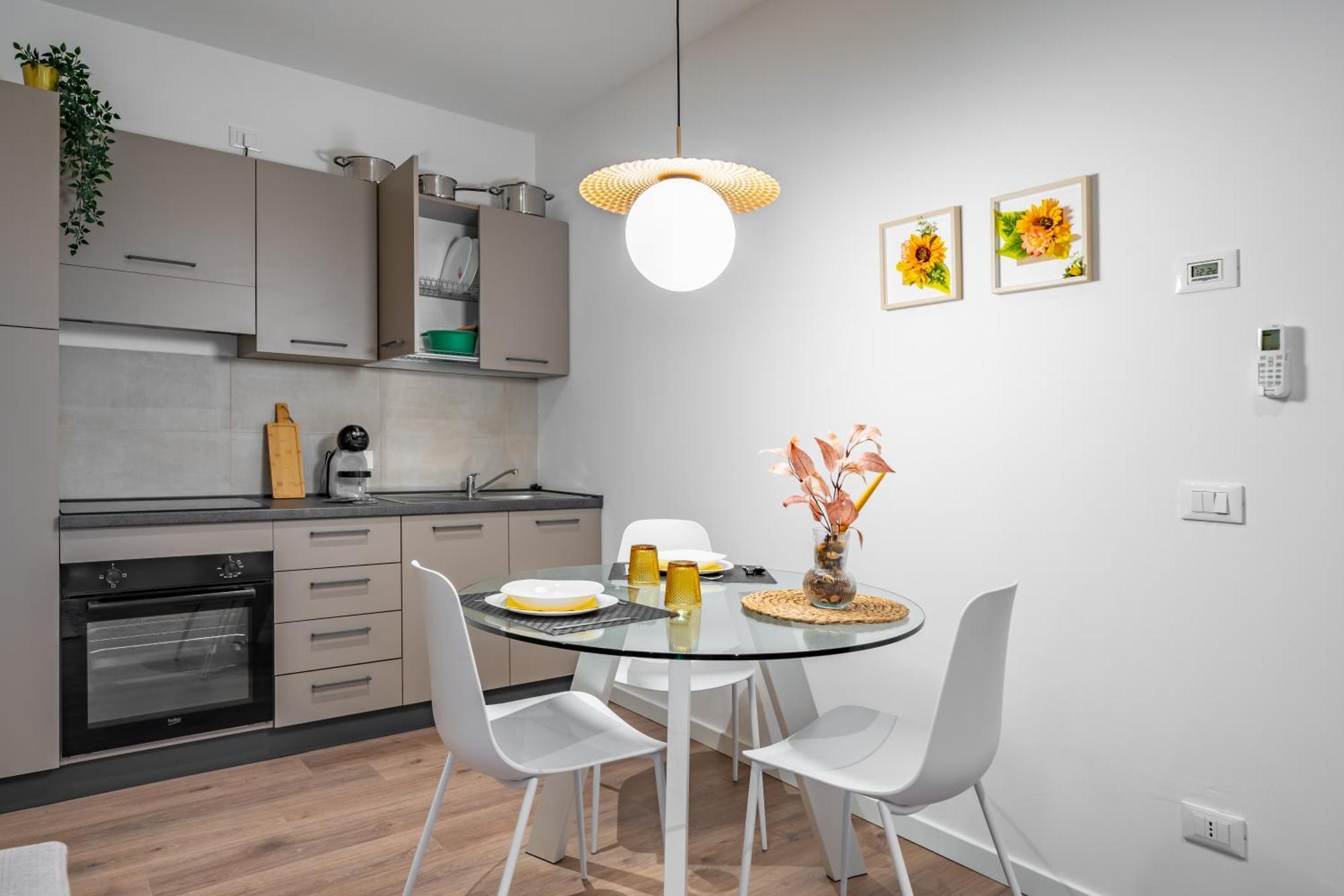 Apartament Cascina Conicchio - Metro Station - By Host4U Brescia Zewnętrze zdjęcie