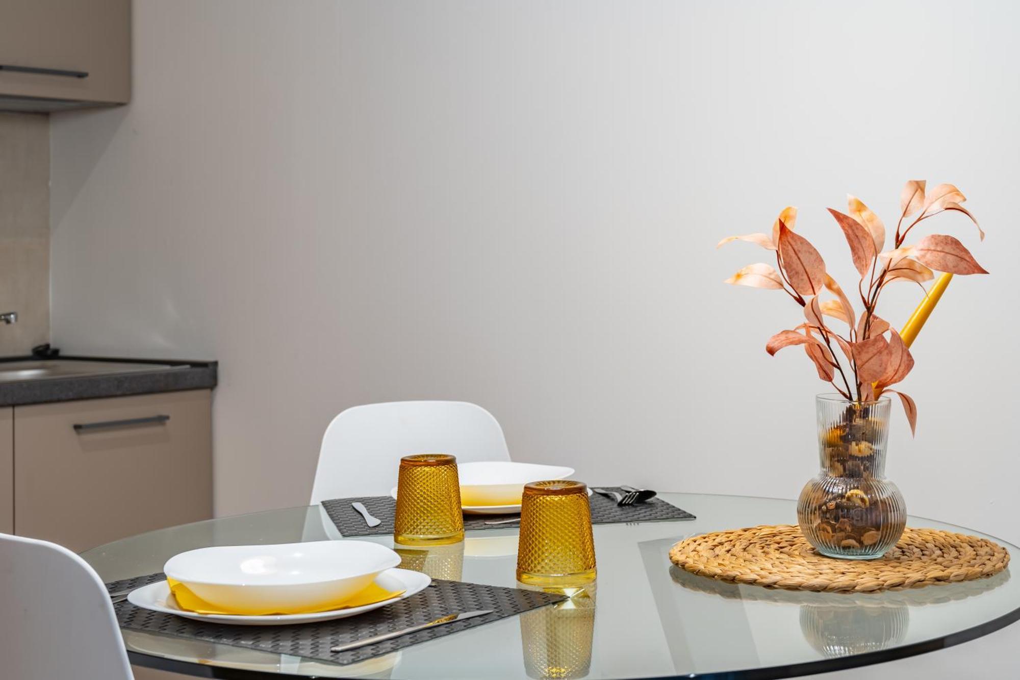 Apartament Cascina Conicchio - Metro Station - By Host4U Brescia Zewnętrze zdjęcie