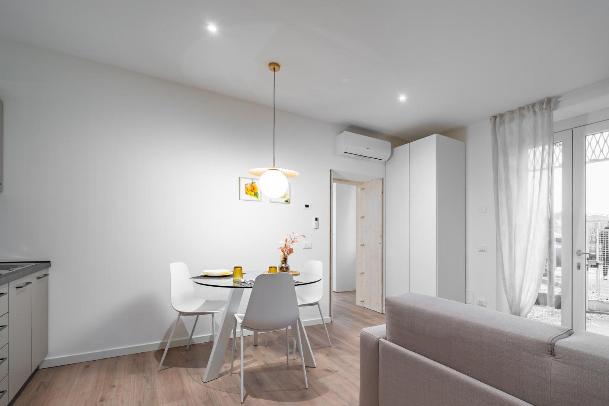 Apartament Cascina Conicchio - Metro Station - By Host4U Brescia Zewnętrze zdjęcie