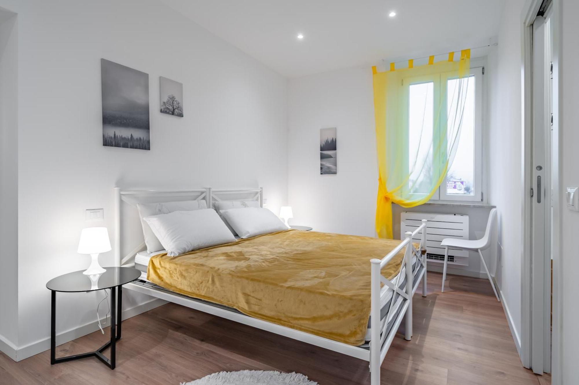 Apartament Cascina Conicchio - Metro Station - By Host4U Brescia Zewnętrze zdjęcie