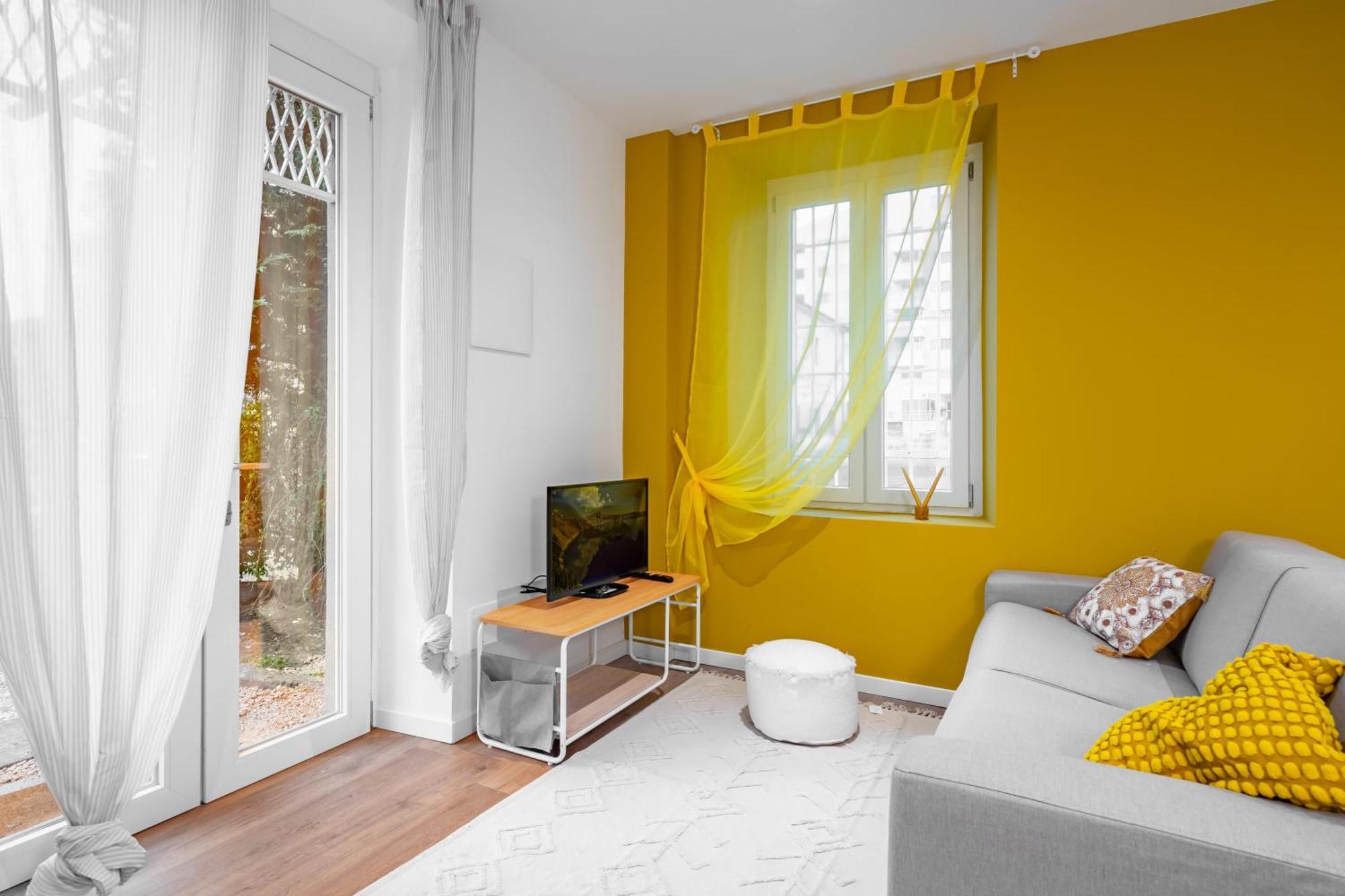 Apartament Cascina Conicchio - Metro Station - By Host4U Brescia Zewnętrze zdjęcie